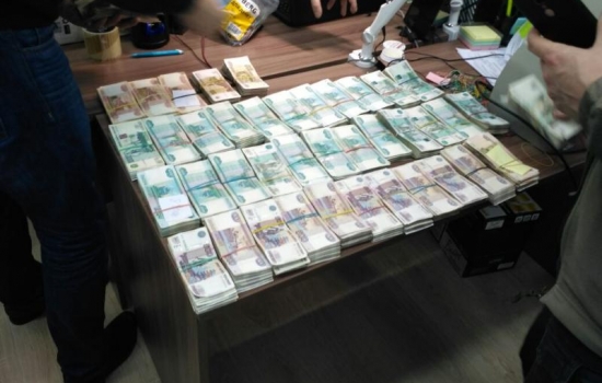 В Ростовской области ФСБ пресекли деятельность ОПГ, обналичивших более 10 млрд рублей