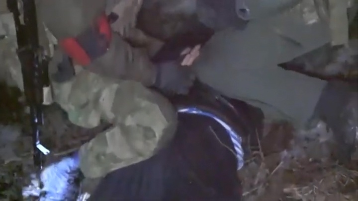 Захват украинских диверсантов сняли на видео