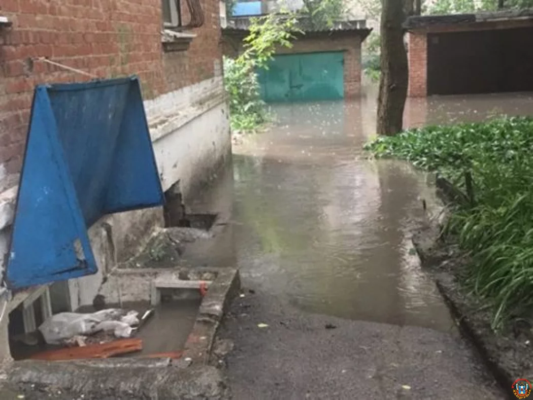 Последствия мощного ливня в Ростове: видео