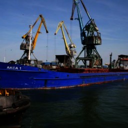 В Таганроге сотрудник порта утонул во время рыбалки с сетями