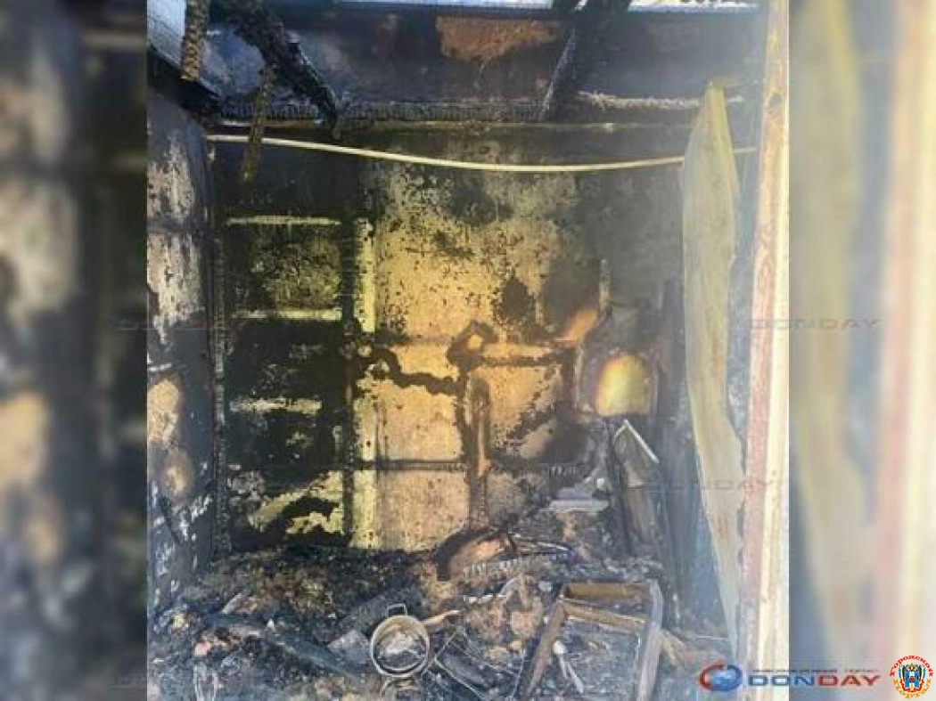 В Шахтах 33-летняя женщина погибла во время пожара в частном доме