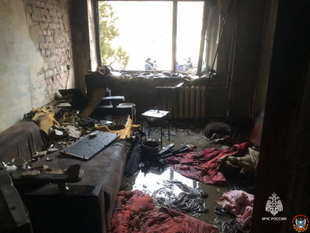 При пожарах в Ростовской области, сотрудники МЧС спасли двух пенсионерок