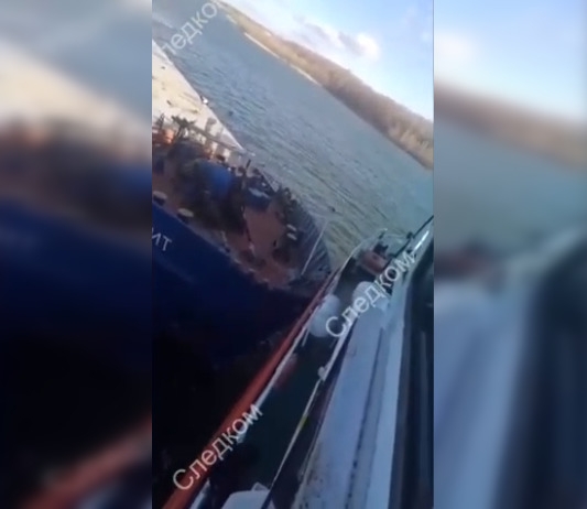 Следком опубликовал видео столкновения двух теплоходов на Дону Следком опубликовал видео столкновения двух теплоходов на Дону
