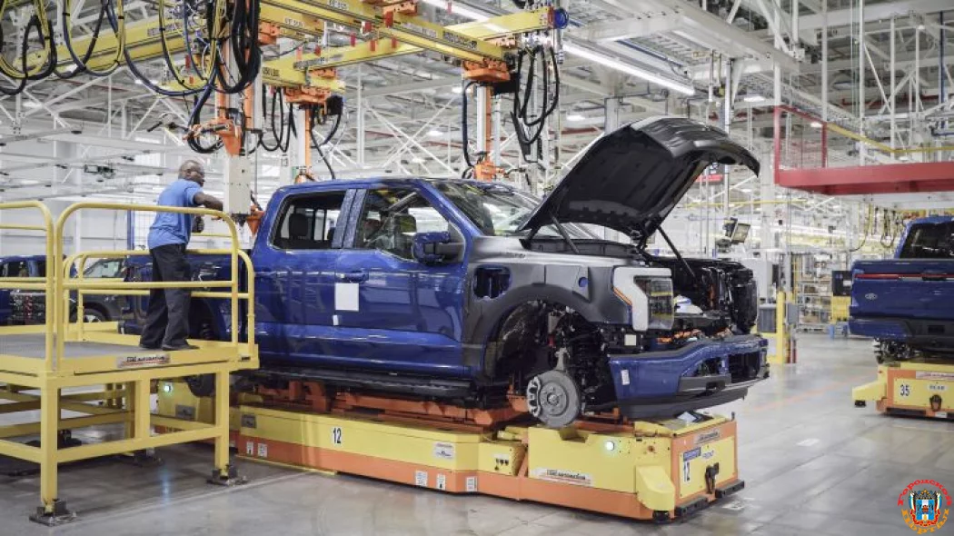 Ford Motor сокращает производство электрических пикапов F-150 Lightning