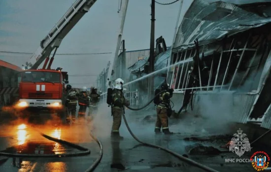 Спасли одного человека и потушил семь техногенных пожаров за минувшие сутки в регионе