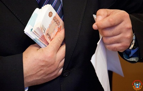 В 2022 году средний размер взятки в Ростовской области вырос почти в три раза