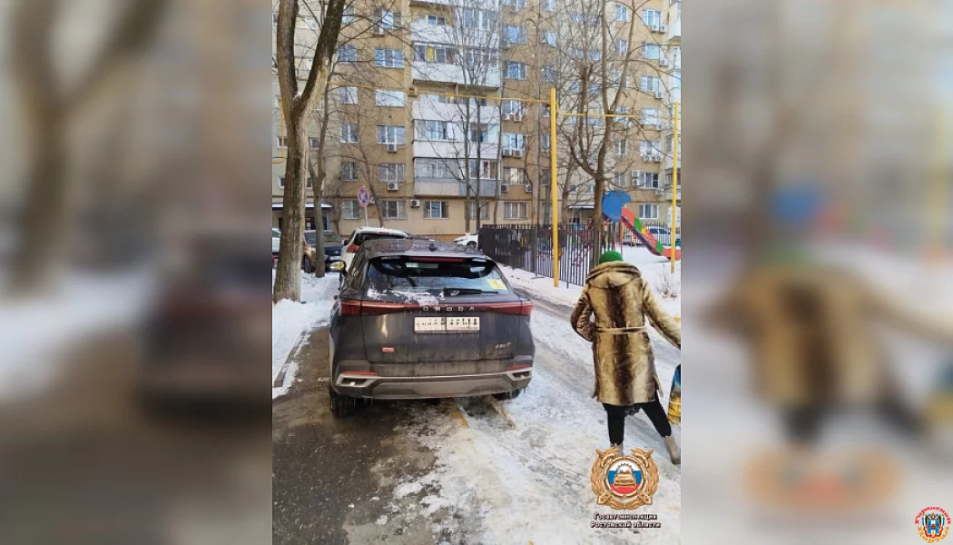 Ролик в соцсетях обошелся в тысячу рублей: ростовский водитель Omoda поплатился за парковку &laquo;по своим правилам&raquo;
