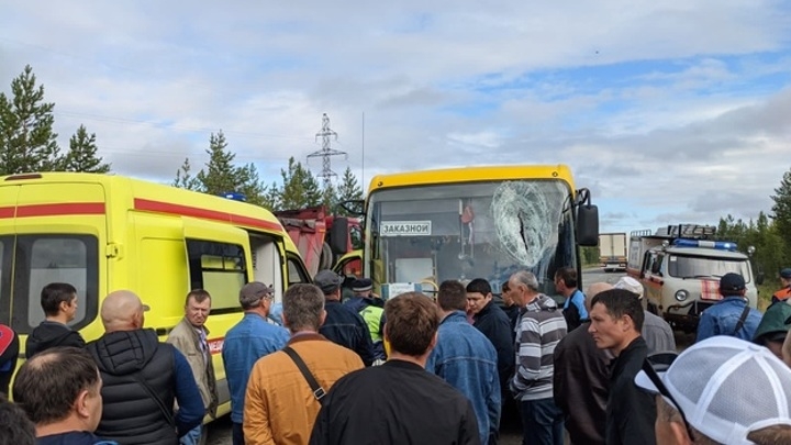 Пункт назначения. На Ямале водителя автобуса убило отлетевшей с улицы монтировкой