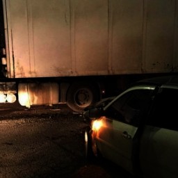 На Западном подъезде к Ростову в аварии с фурой пострадали два человека