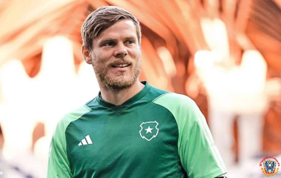 Недалеко от стадиона ЦСКА в Москве, футболист Александр Кокорин чуть не сбил двух женщин