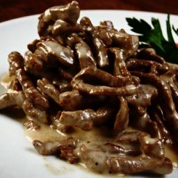Рецепт приготовления бефстроганова из говядины со сметаной и грибами