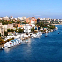 В Ростове уродуют фасад дома, где жил герой Собибора