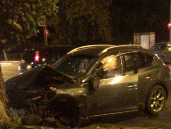Молодая автоледи пострадала в спровоцированном самою же ДТП в Ростове Молодая автоледи пострадала в спровоцированном самою же ДТП в Ростове