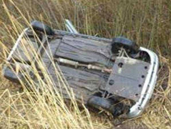Потеряв управление над легковушкой, автоледи перевернулась в кювет и погибла в Ростовской области