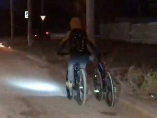 Дико смешной "угон" велосипеда в Ростове сняли на видео